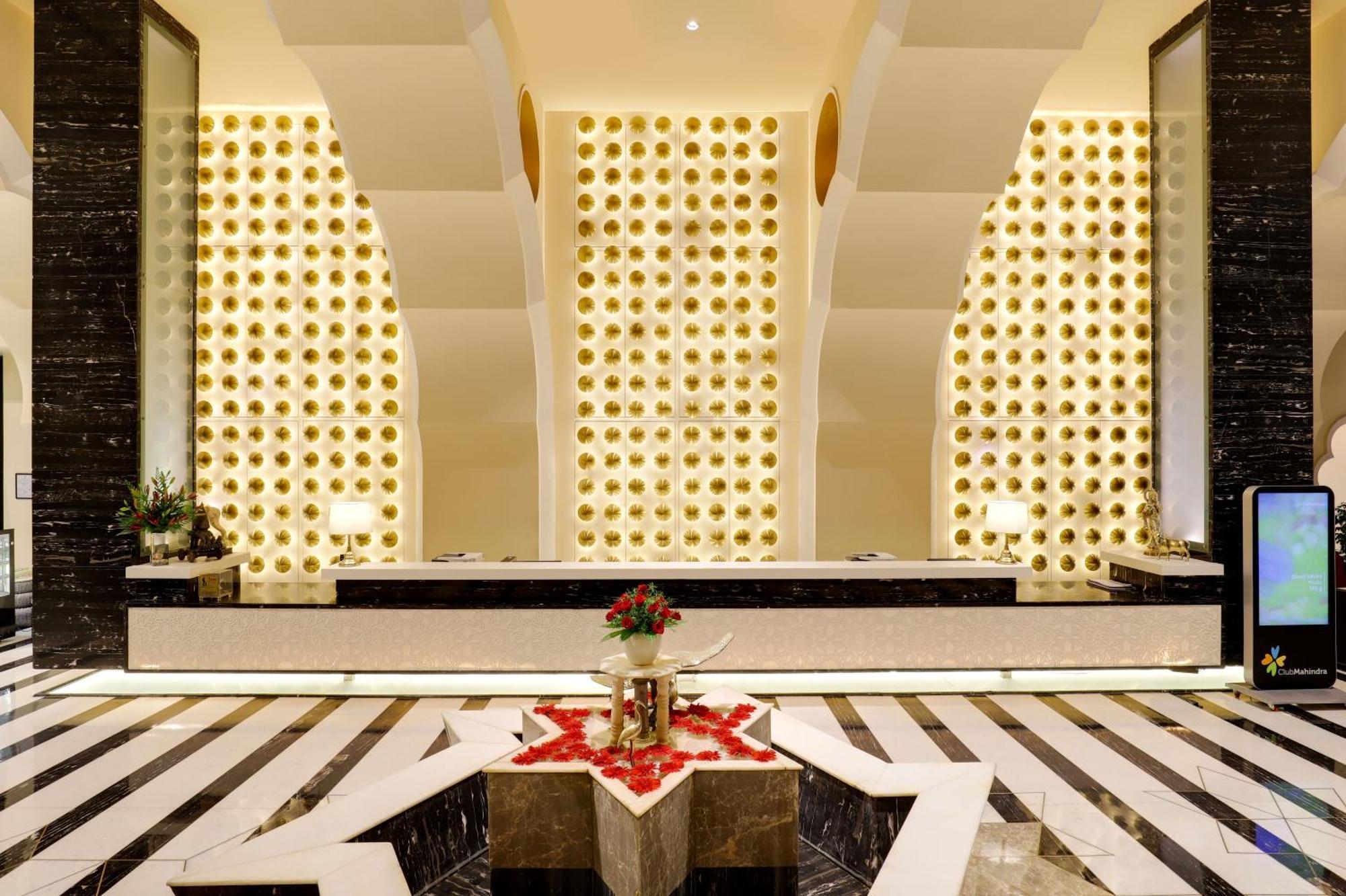 Ramada Plaza By Wyndham Agra Hotel Agra  Bagian luar foto